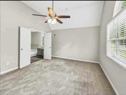 6613 Crossing Creek Pt - Photo 3 of 9