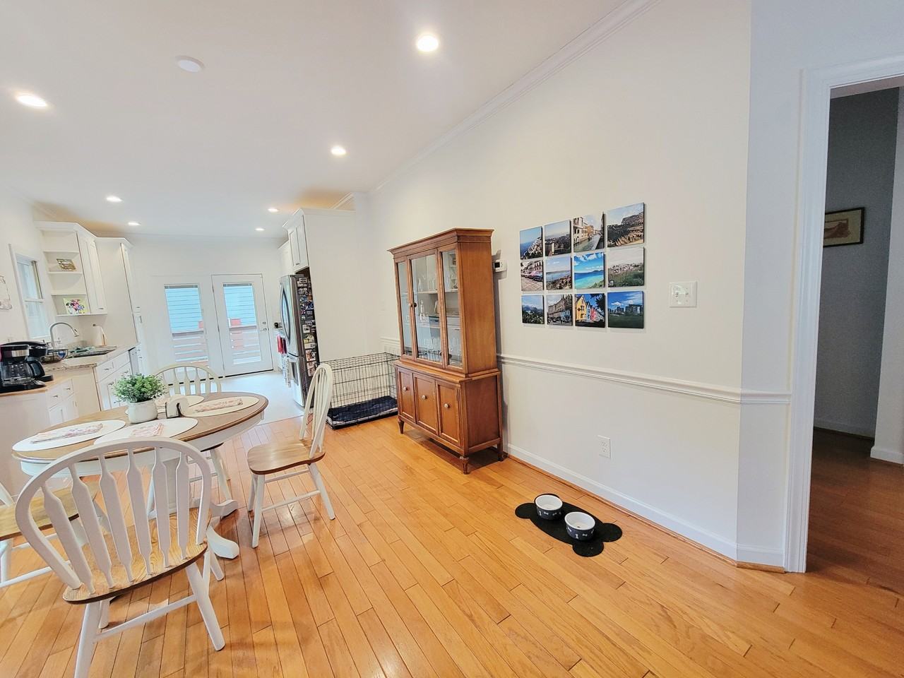207 Danforth Dr - Photo 7 of 36