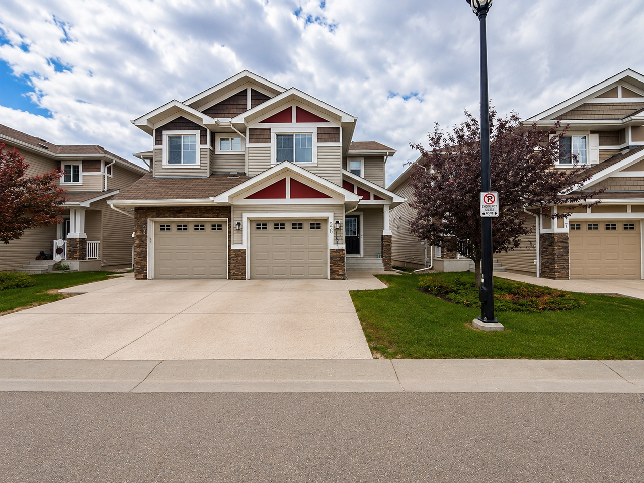 104 3 Ave Sw - Photo 2 of 16