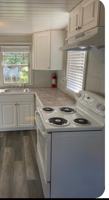 featured image of 246 Ne Trinity Pl #101
