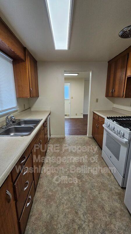 1701 S 16th St - Photo 7 of 17
