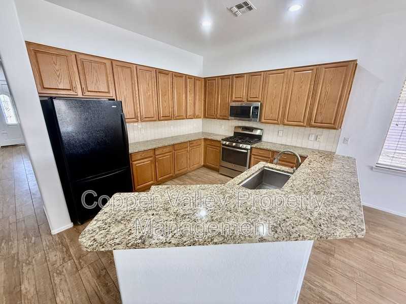 6853 W Remuda Dr - Photo 2 of 14