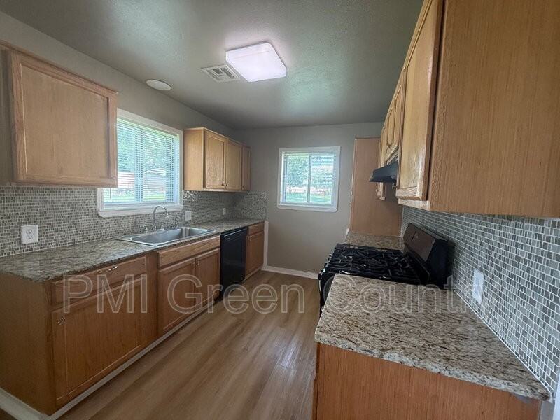 30375 E 150th St S - Photo 7 of 18