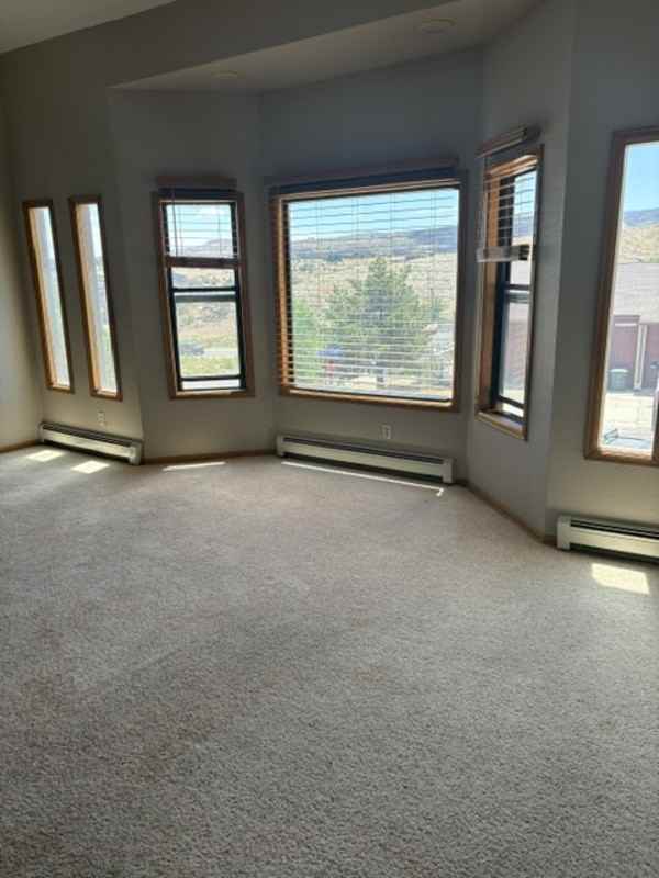 2348 Rattlesnake Ct - Photo 2 of 10