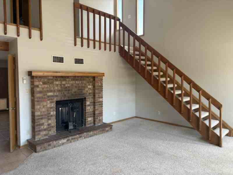 2348 Rattlesnake Ct - Photo 3 of 10