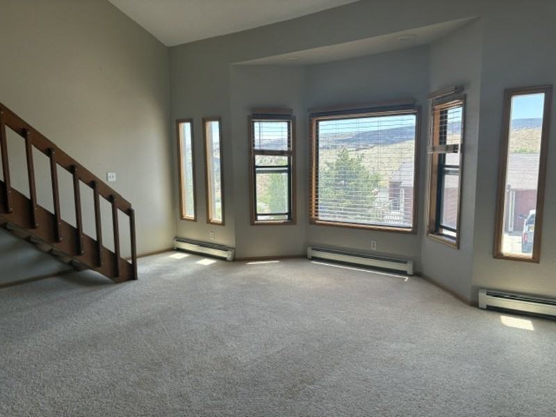 2348 Rattlesnake Ct - Photo 4 of 10