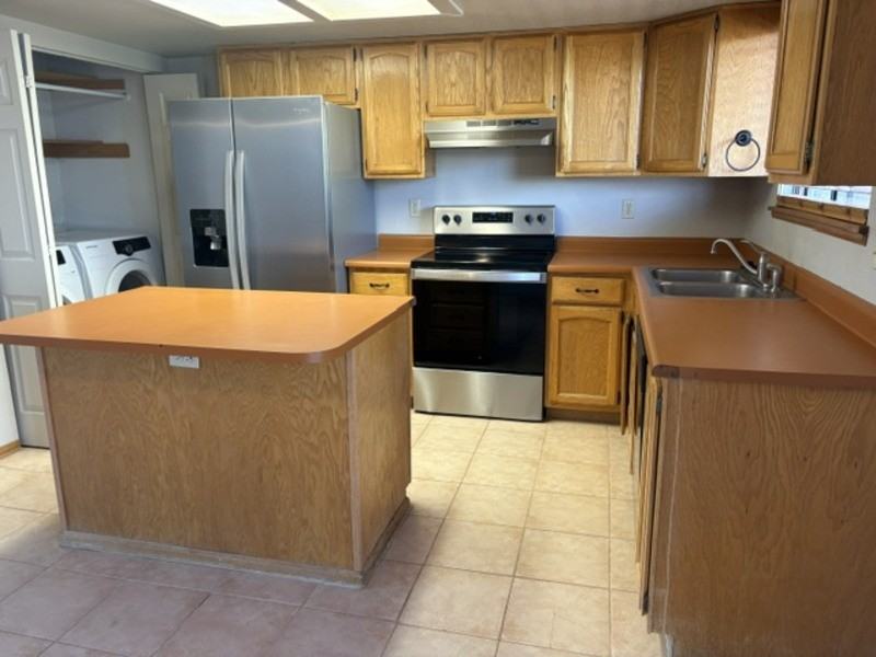 2348 Rattlesnake Ct - Photo 5 of 10