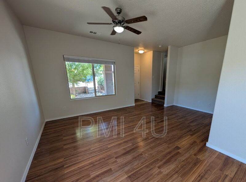 10835 Crissy Field Way Ne - Photo 5 of 30