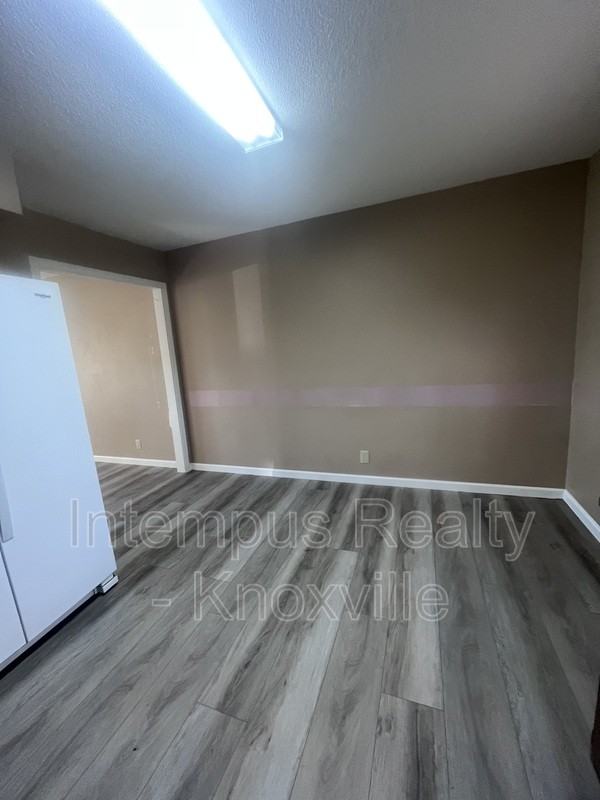 405 Iroquois Ln #1 - Photo 7 of 17