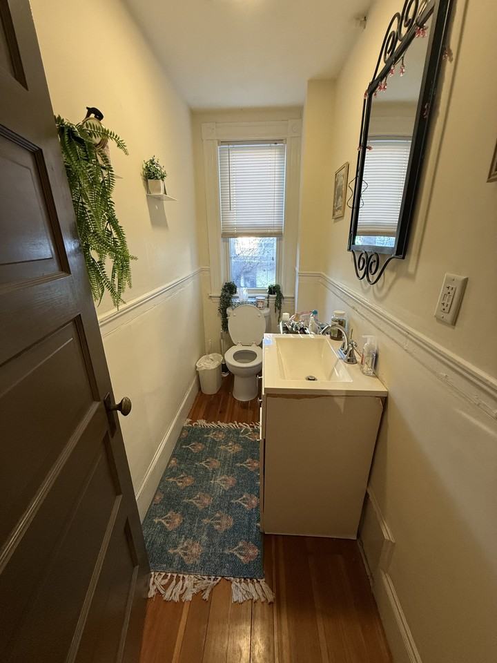 352 Main St #3 - Photo 2 of 11