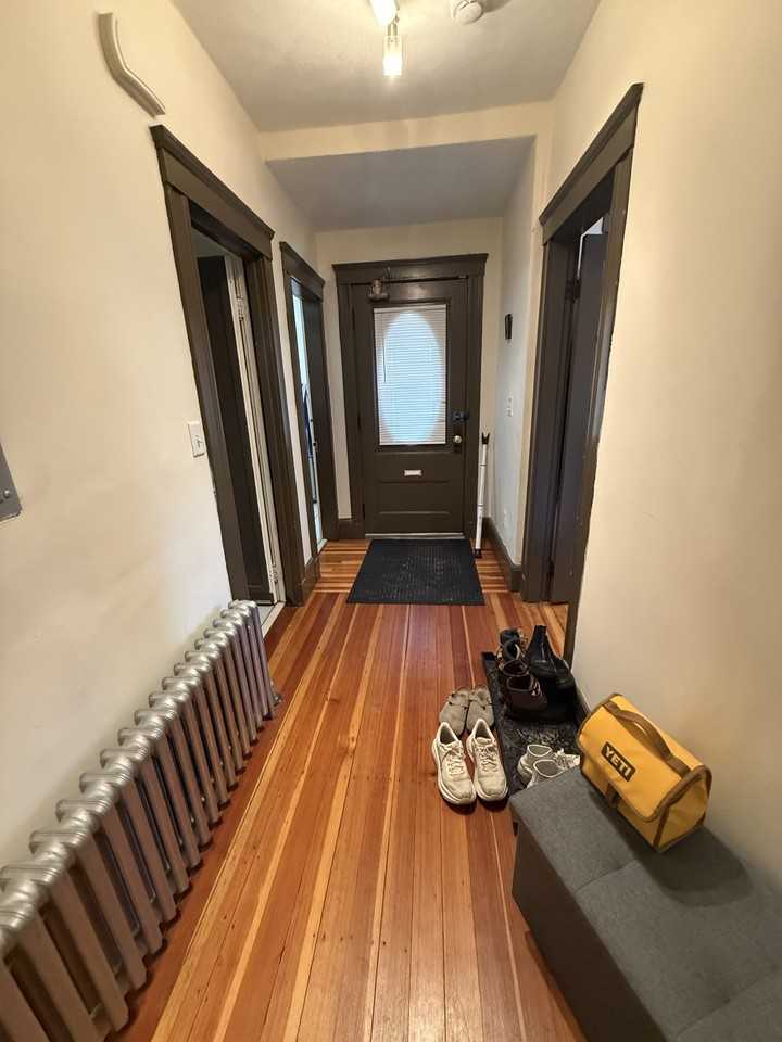 352 Main St #3 - Photo 4 of 11
