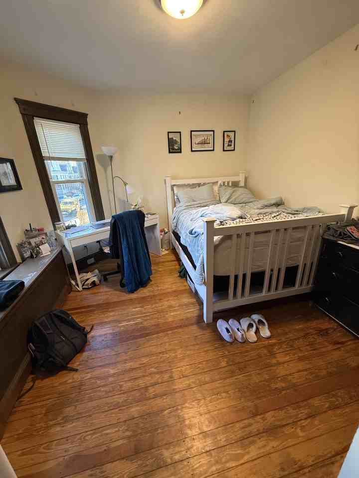352 Main St #3 - Photo 5 of 11