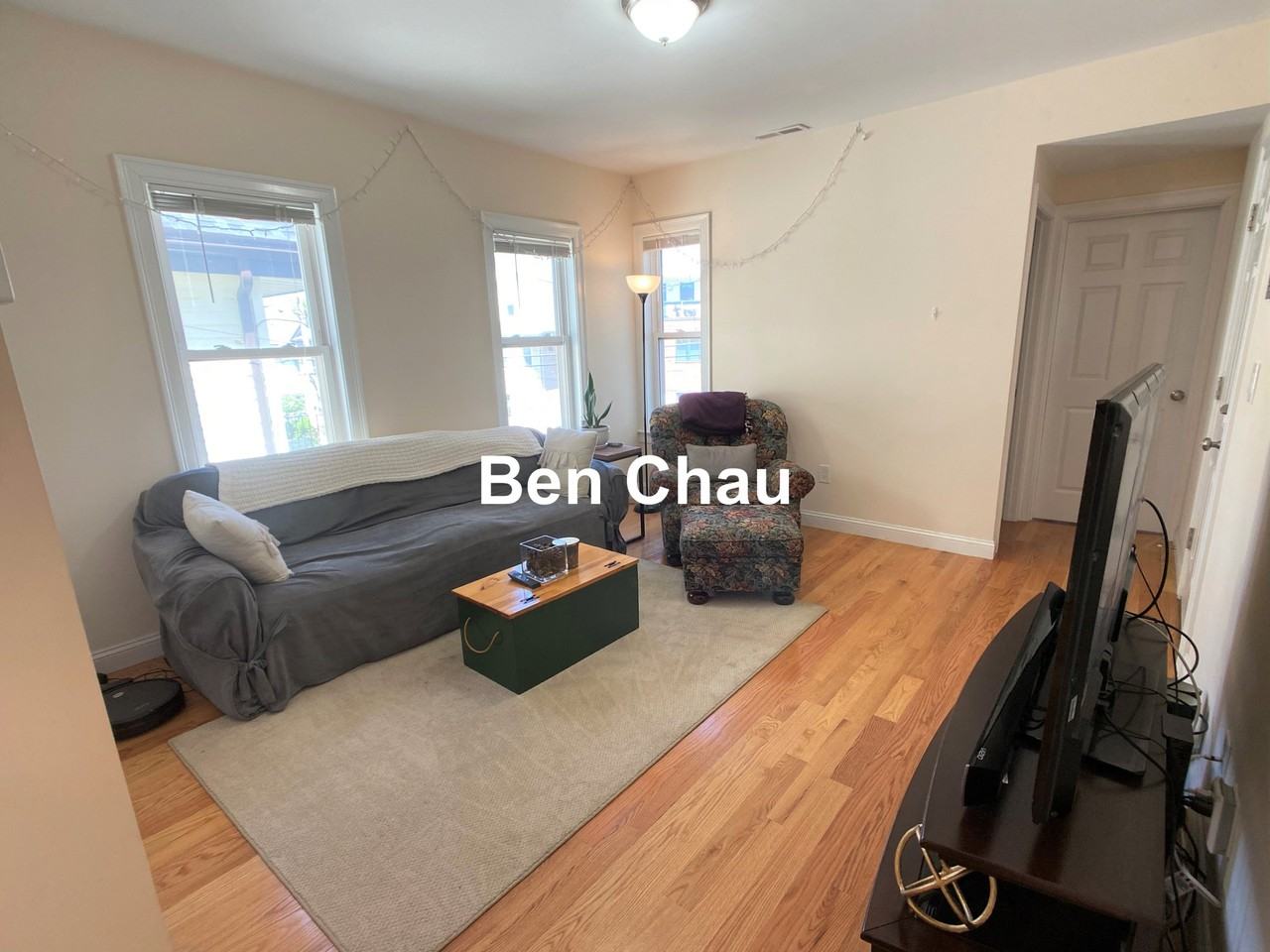 537 Main St #2B - Photo 4 of 13