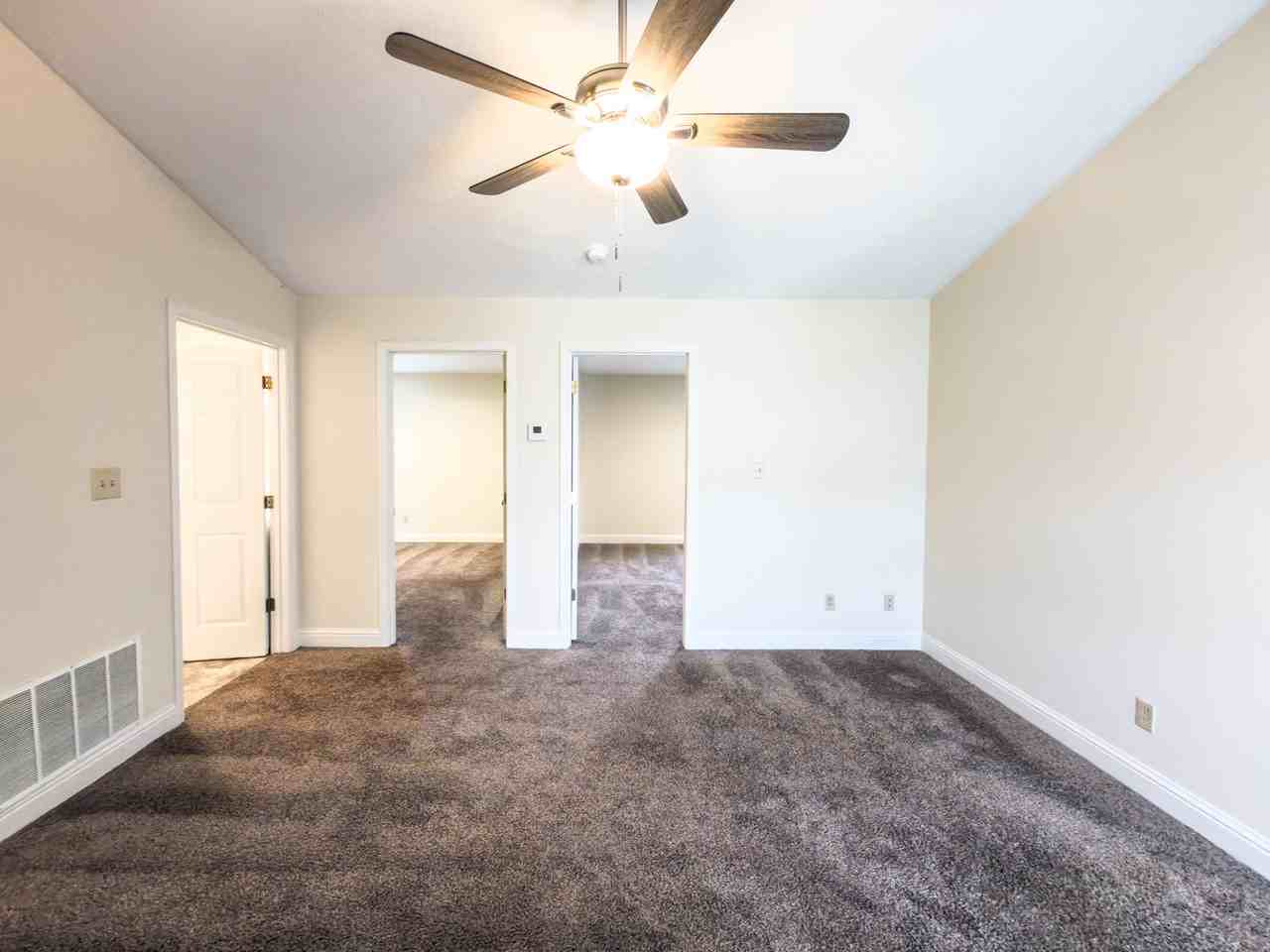 2525 Obryan Blvd #B - Photo 7 of 21