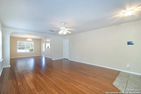 215 Redbird Cir #NA - Photo 4 of 21