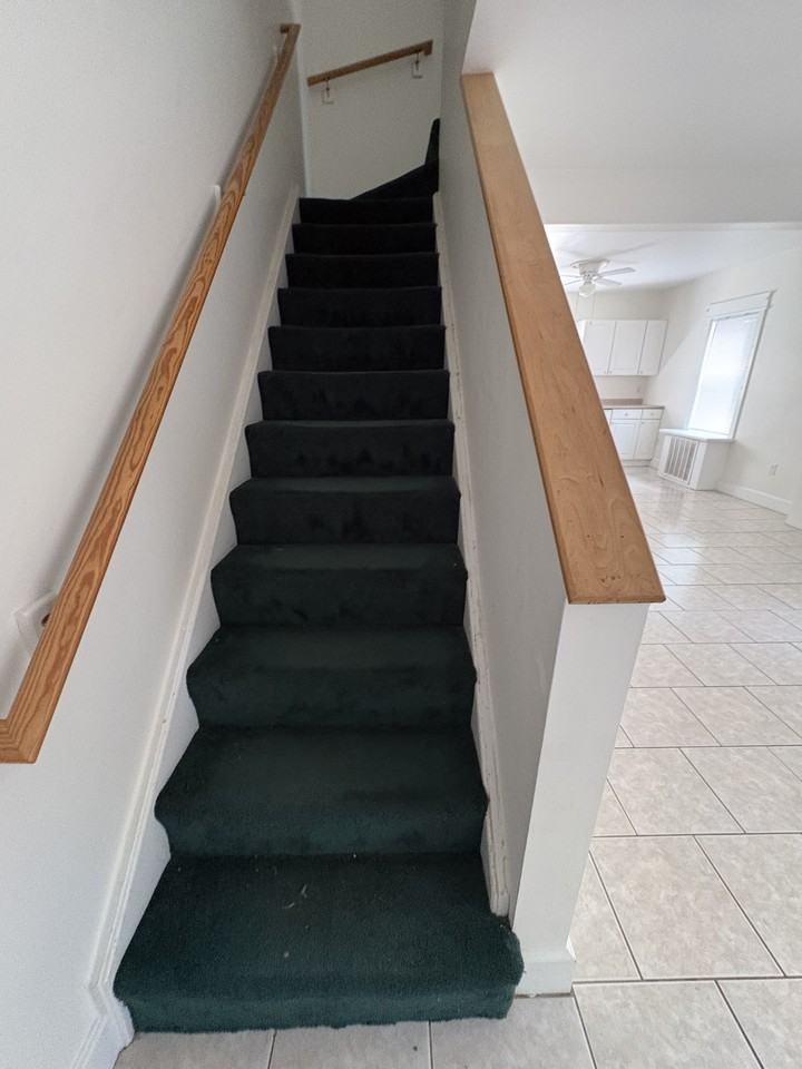90 Wilson St - Photo 6 of 9