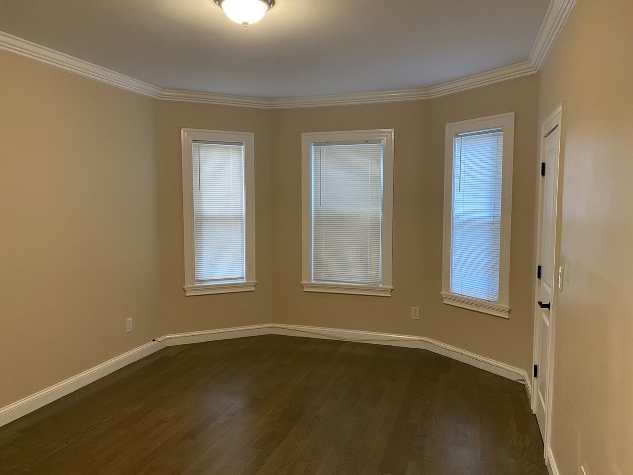 8 Buckley Ave #2 - Photo 5 of 8
