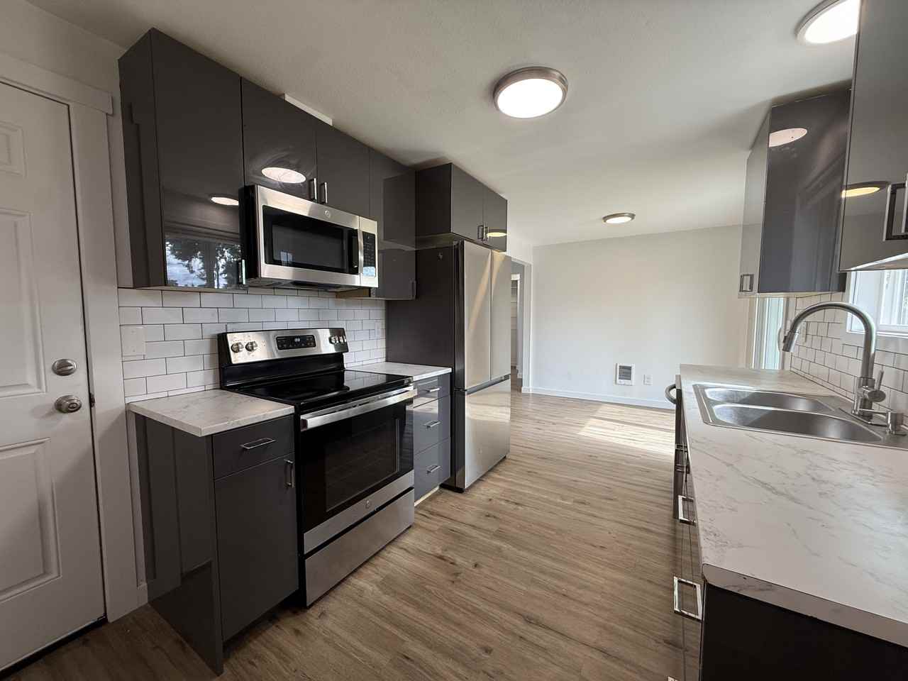 402 166th St S #NA - Photo 5 of 20