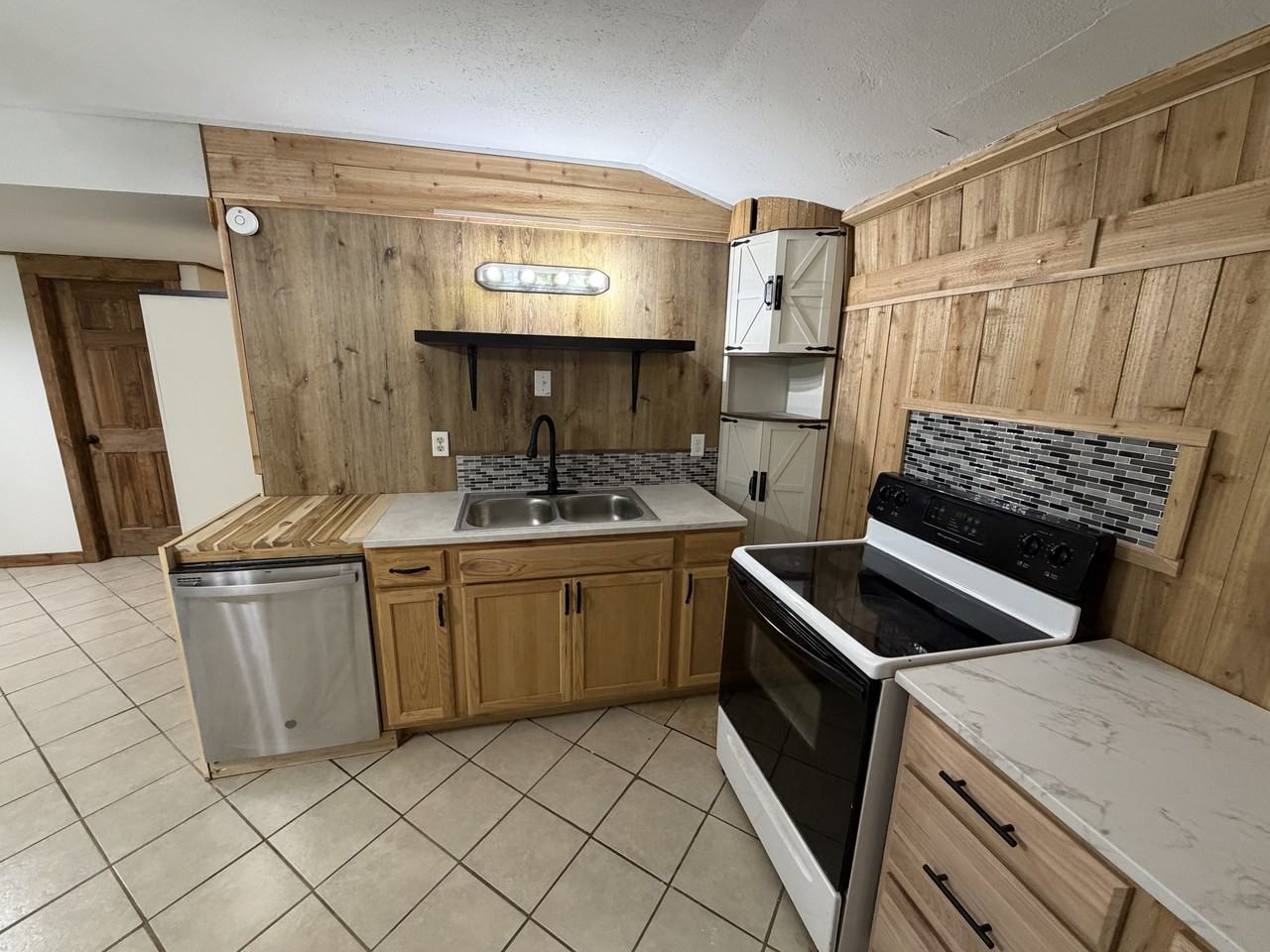 1654 N Double Springs Rd #NA - Photo 4 of 8