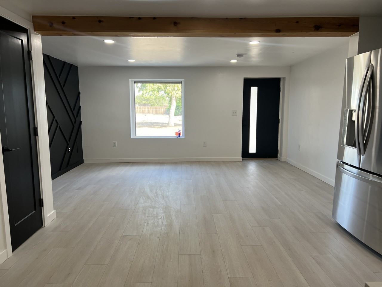 2363 S Decatur St #B - Photo 4 of 29