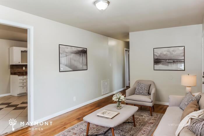 1803 Canterbury Cir Nw - Photo 4 of 14