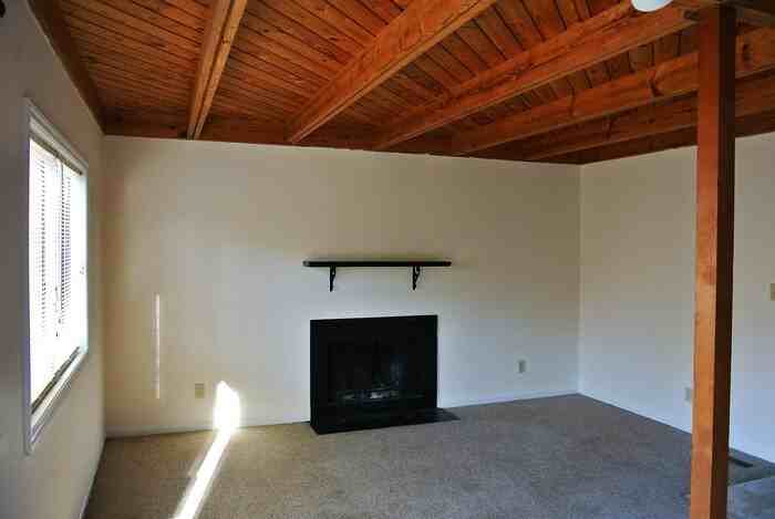 216 Greene St - Photo 2 of 12