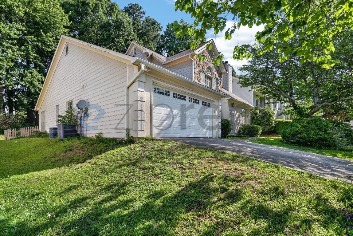 170 Pine Bridge Trl - Photo 2 of 37