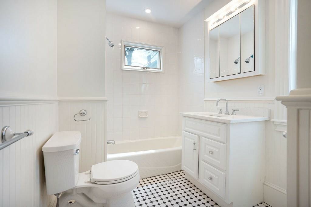 55 Lyndhurst St #1 - Photo 6 of 15