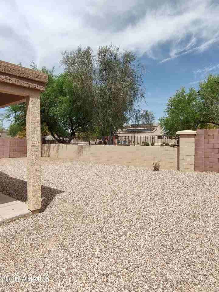 590 W Enchanted Desert Dr - Photo 6 of 22