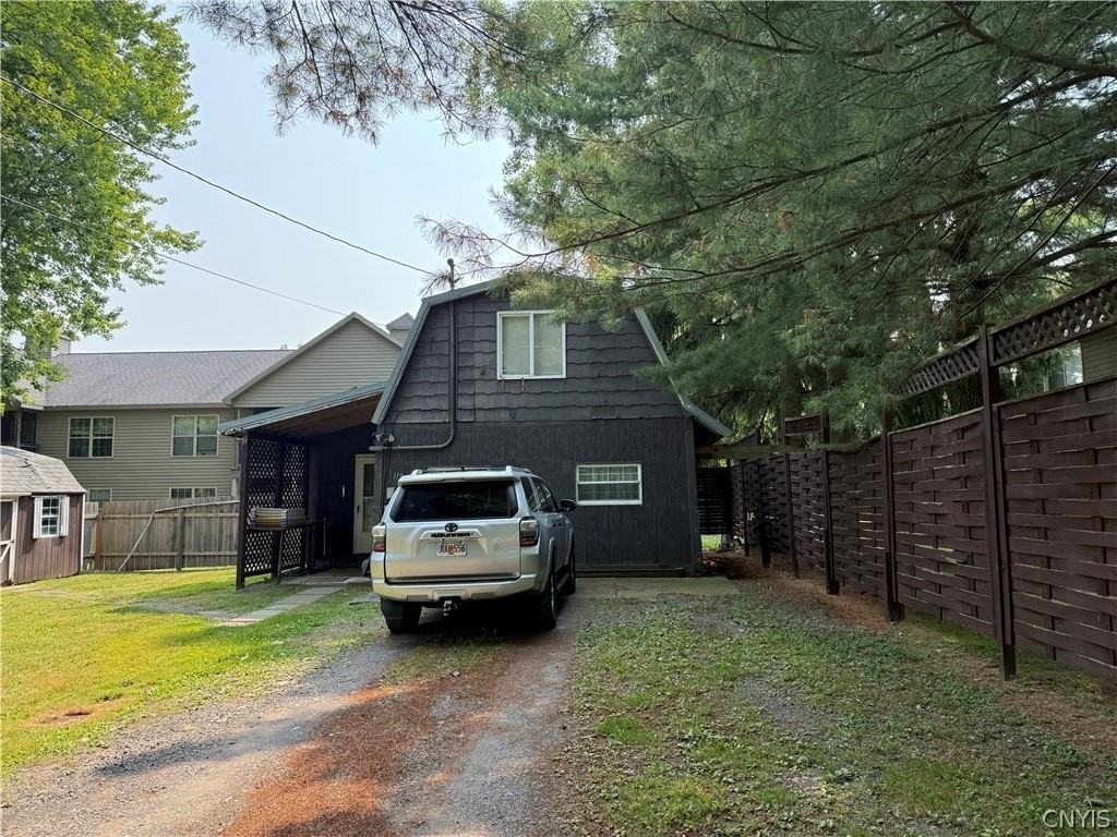 119 Spring Ave - Photo 2 of 12