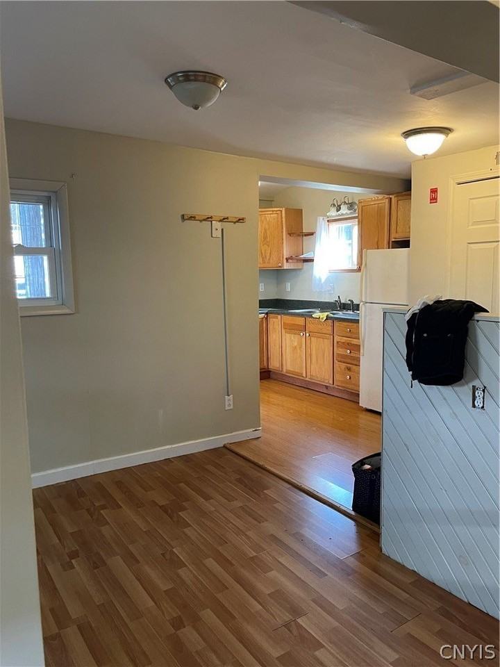 119 Spring Ave - Photo 5 of 12