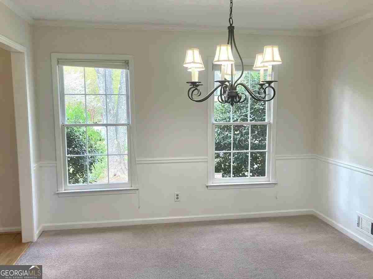 3230 Moss Creek Dr - Photo 3 of 32