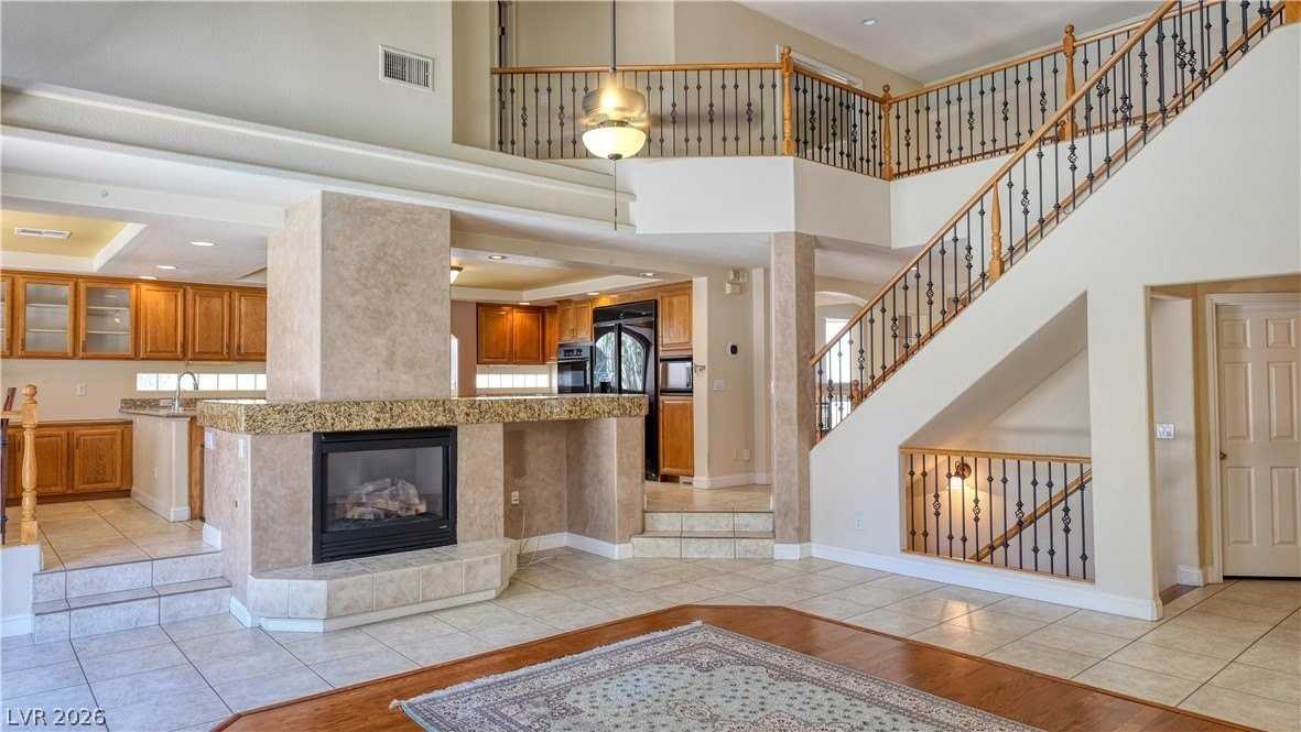 3924 Royal Scots Ave - Photo 3 of 42