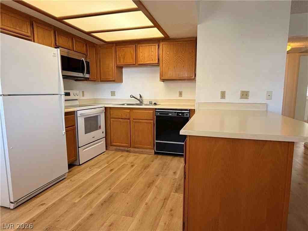 7933 Decker Canyon Dr #101 - Photo 4 of 10