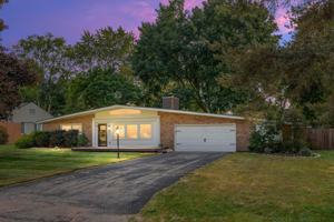 featured image of 4047 Ledgestone Dr