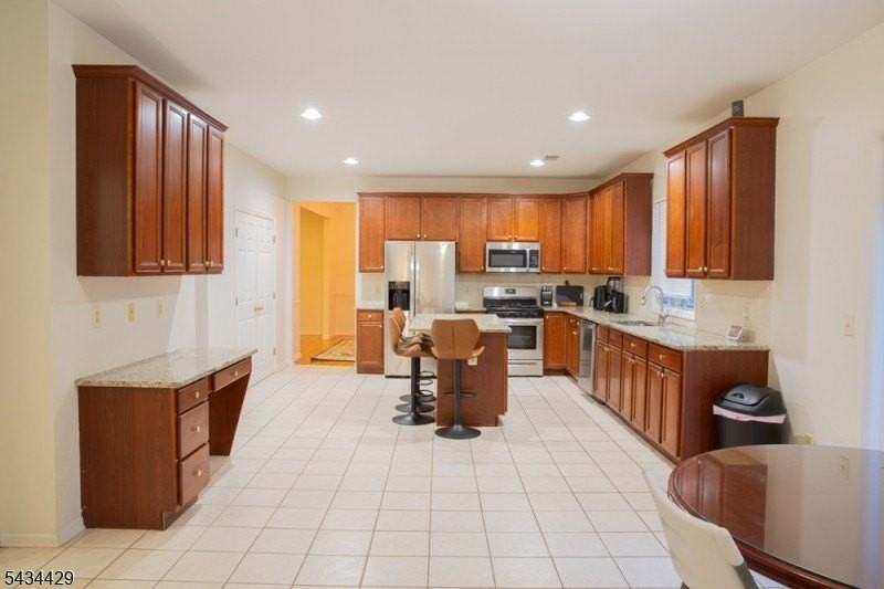 4 Lewis Hollow Rd - Photo 7 of 10