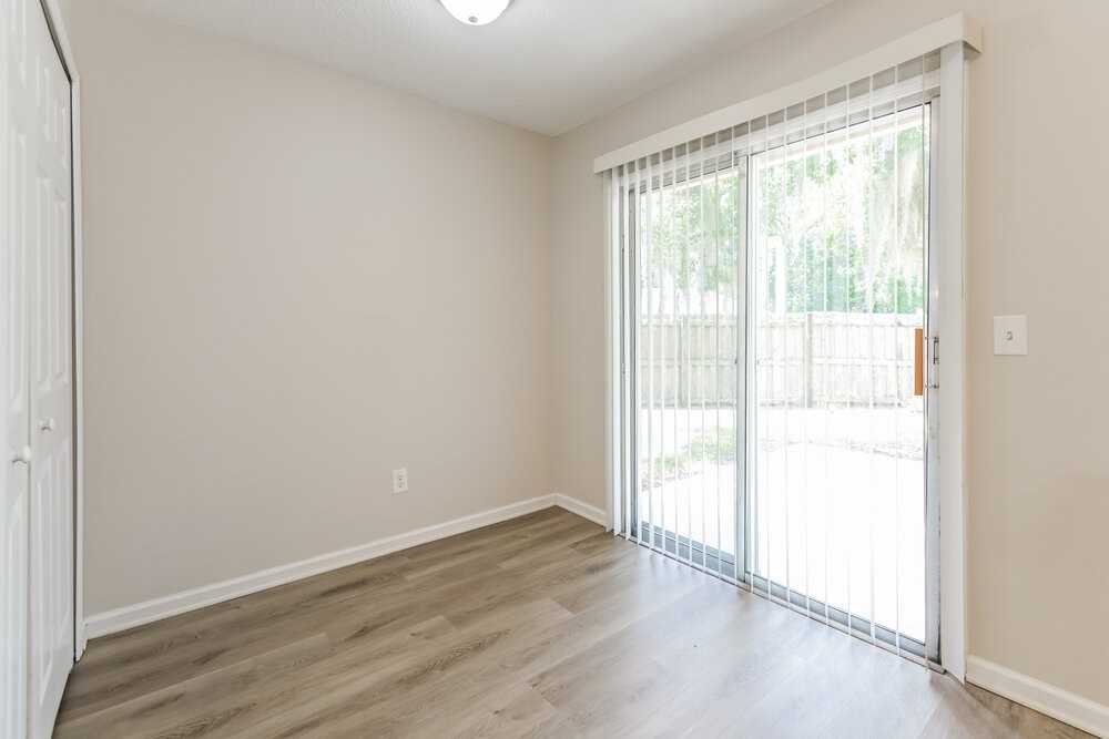11846 Marabou Ct N - Photo 6 of 16