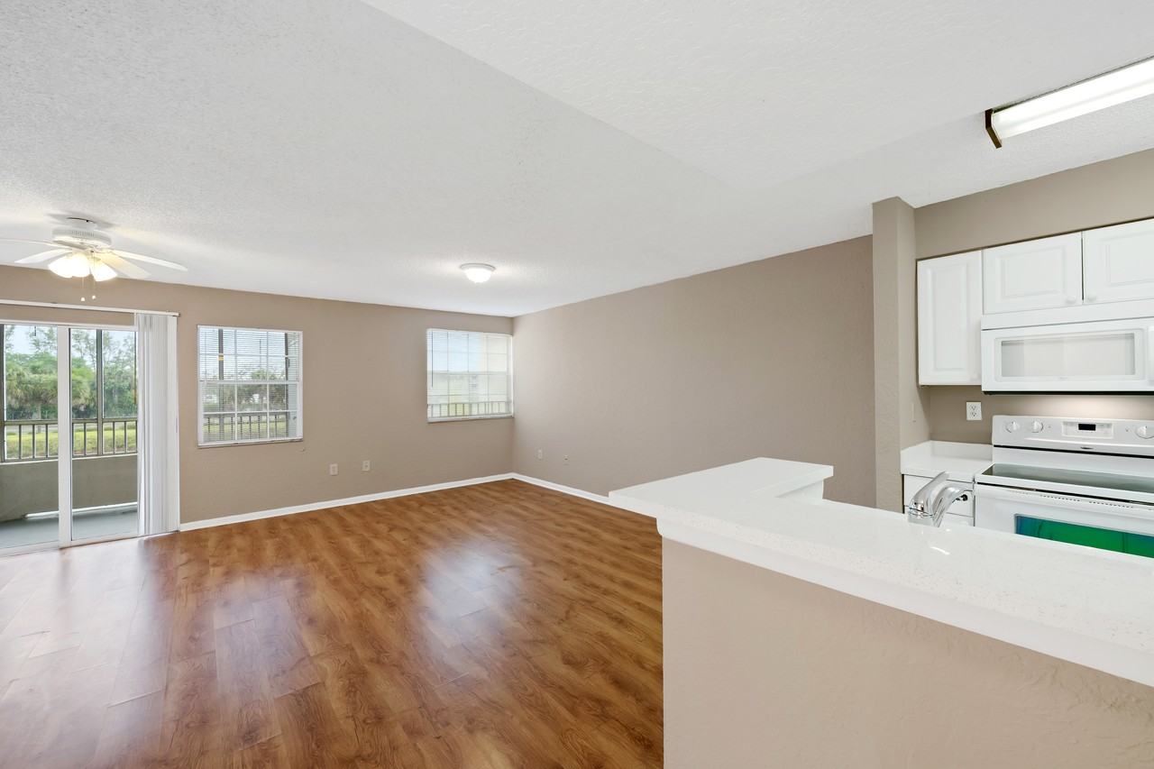 2861 North Oakland Forest Drive #0202 - Photo 7 of 27