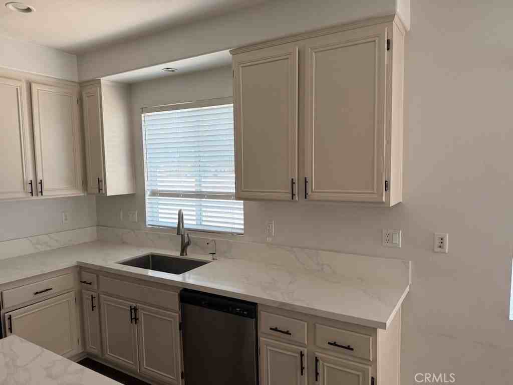 25975 Lugo Dr - Photo 7 of 27