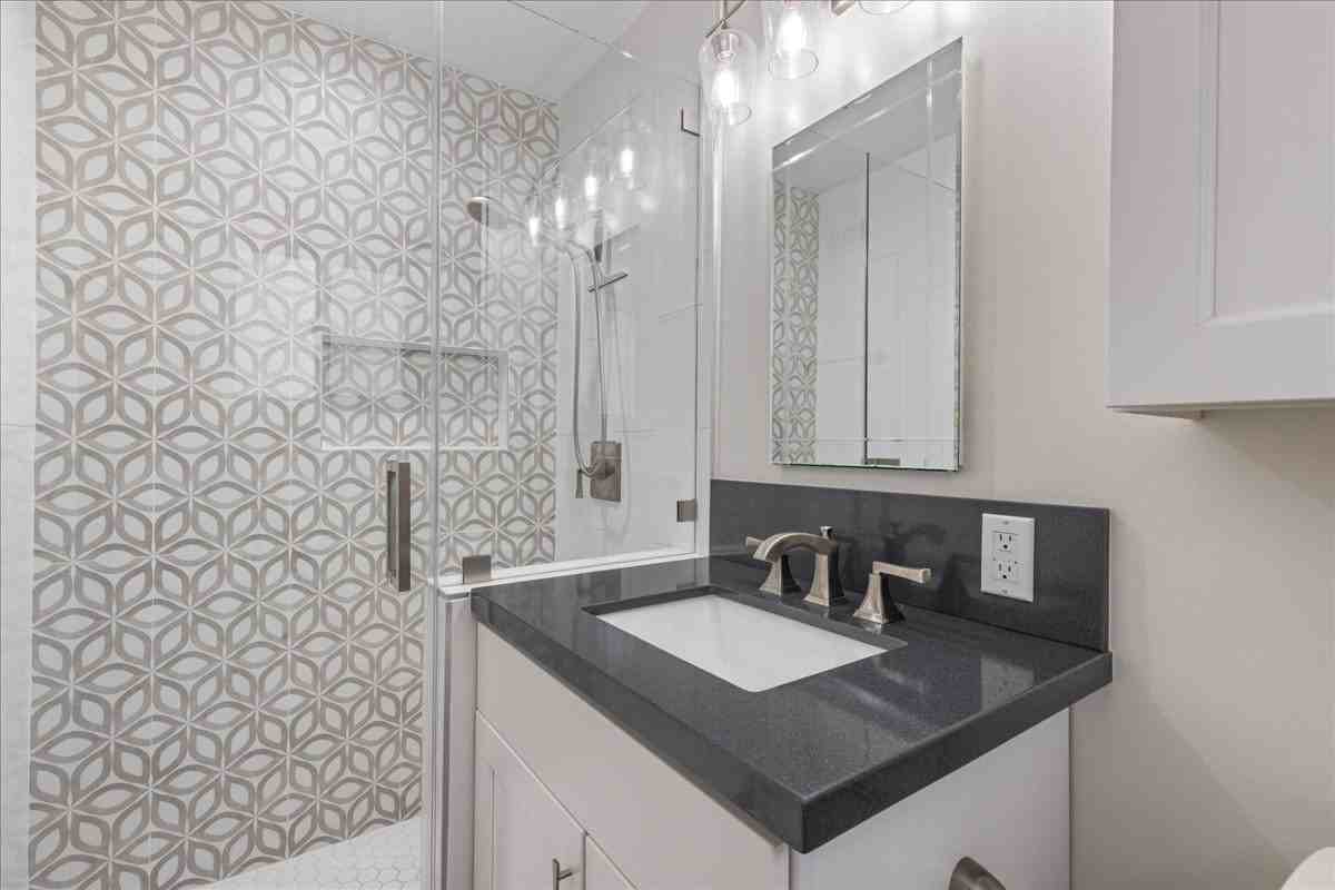 10602 Helendale Ave #1 - Photo 7 of 18