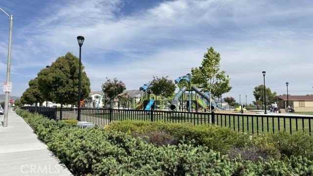 24832 Tiger Ave - Photo 3 of 16