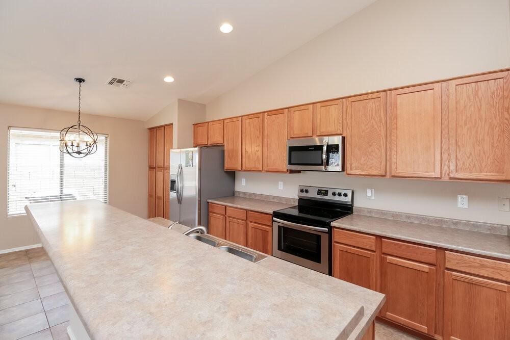 3658 E Alamo St - Photo 6 of 16