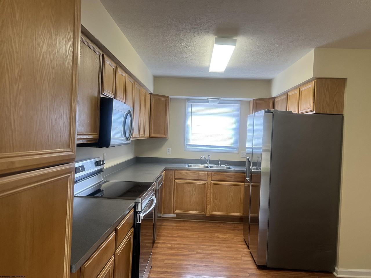 206 Stone Gate Cir - Photo 6 of 19