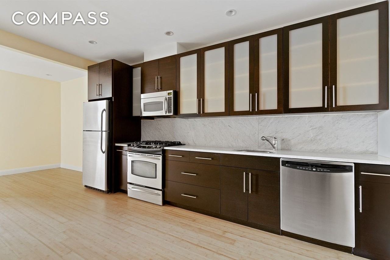 35 Mcdonald Ave #1A - Photo 3 of 5