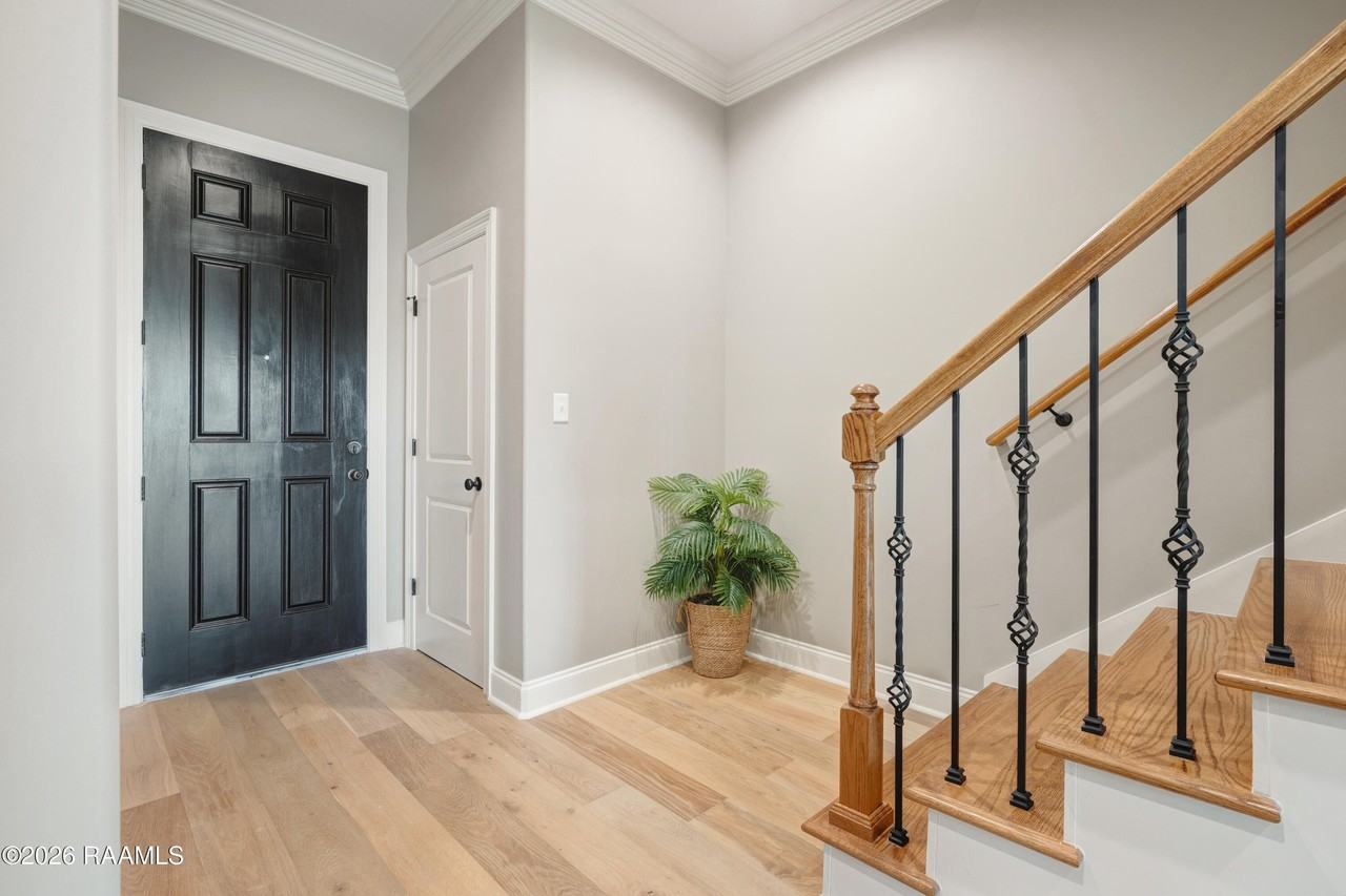 104 Mary Ann Dr #104 - Photo 3 of 25