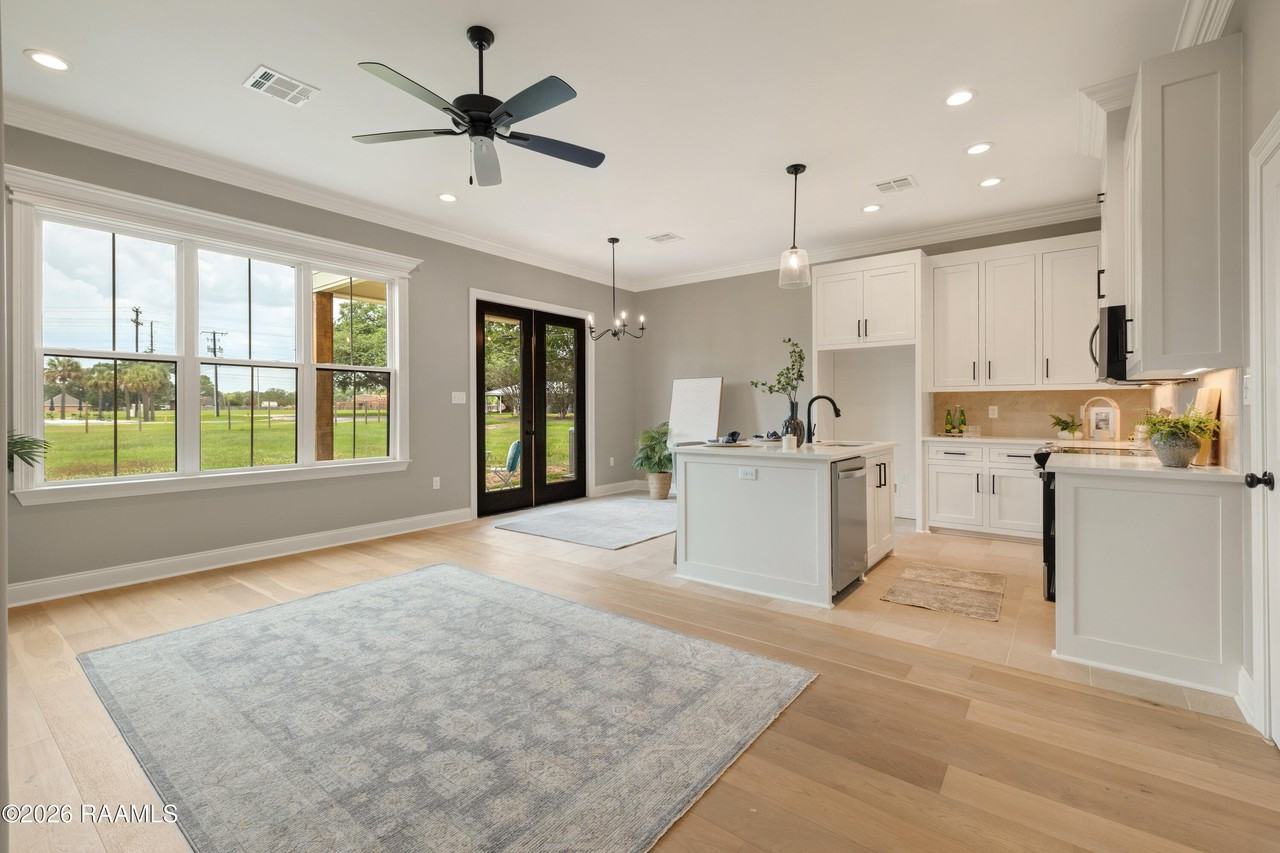 104 Mary Ann Dr #104 - Photo 6 of 25