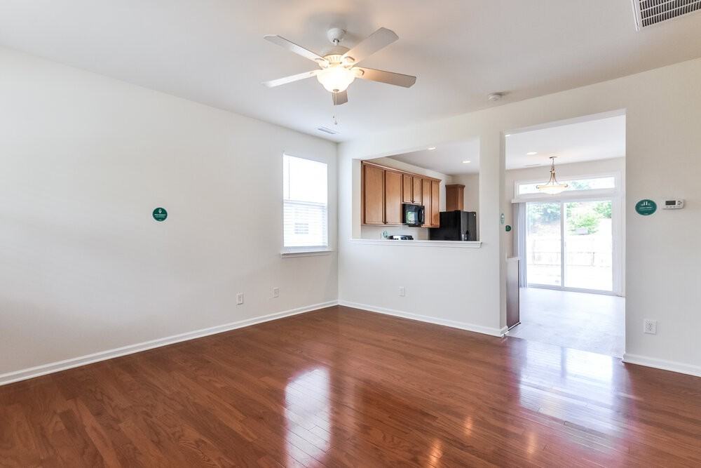 618 Averasboro Dr - Photo 4 of 17