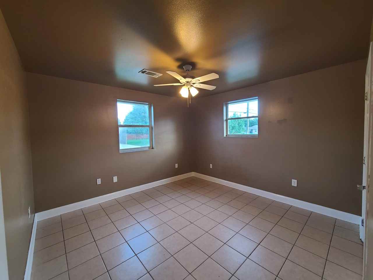 3218 Pakenham Dr #3218 - Photo 6 of 8
