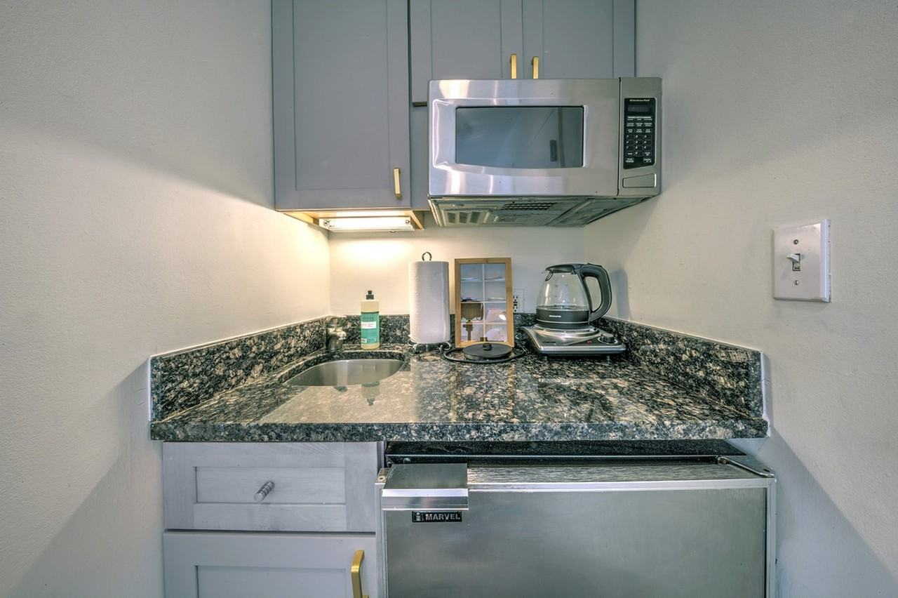 44 Concord Sq #1512187P - Photo 5 of 19