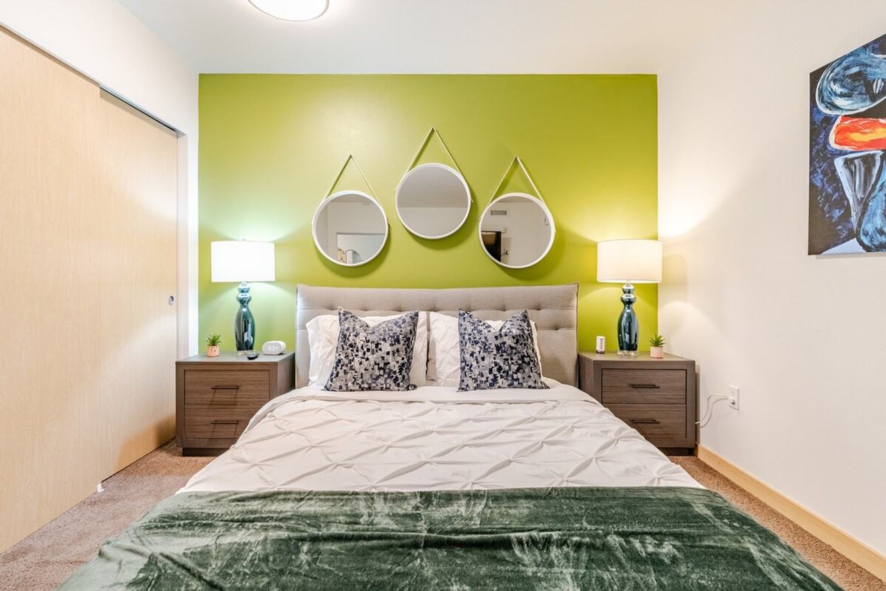 2811 18th Ave S #1284571P - Photo 5 of 40